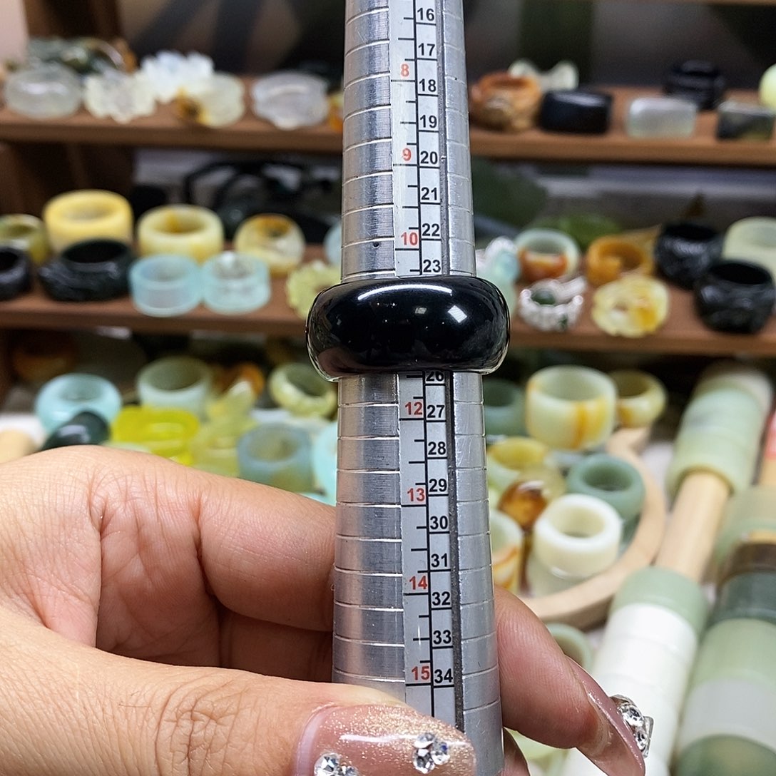 岫玉戒指微瑕501黑墨绿未镶嵌