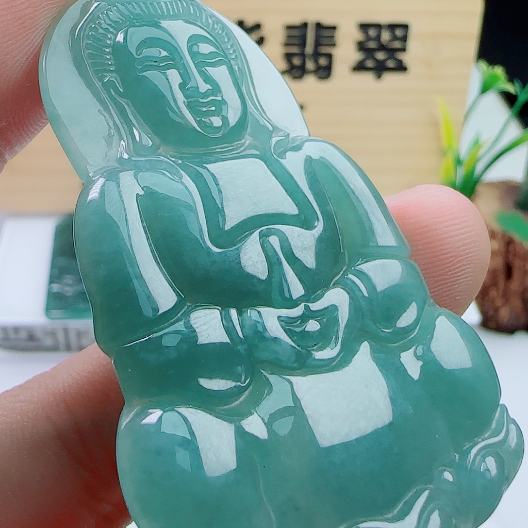 翡翠未镶嵌颈饰11111