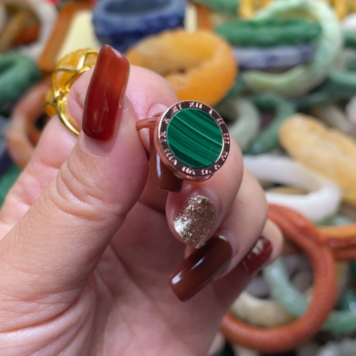 【闪购商品】未镶嵌石英质玉戒指