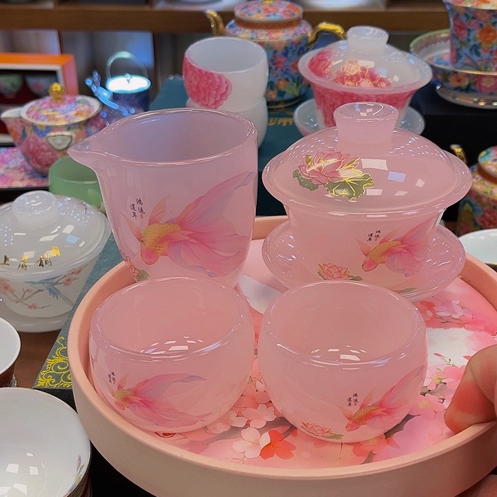 段泥茶杯啦吧啦啦啊啦啊