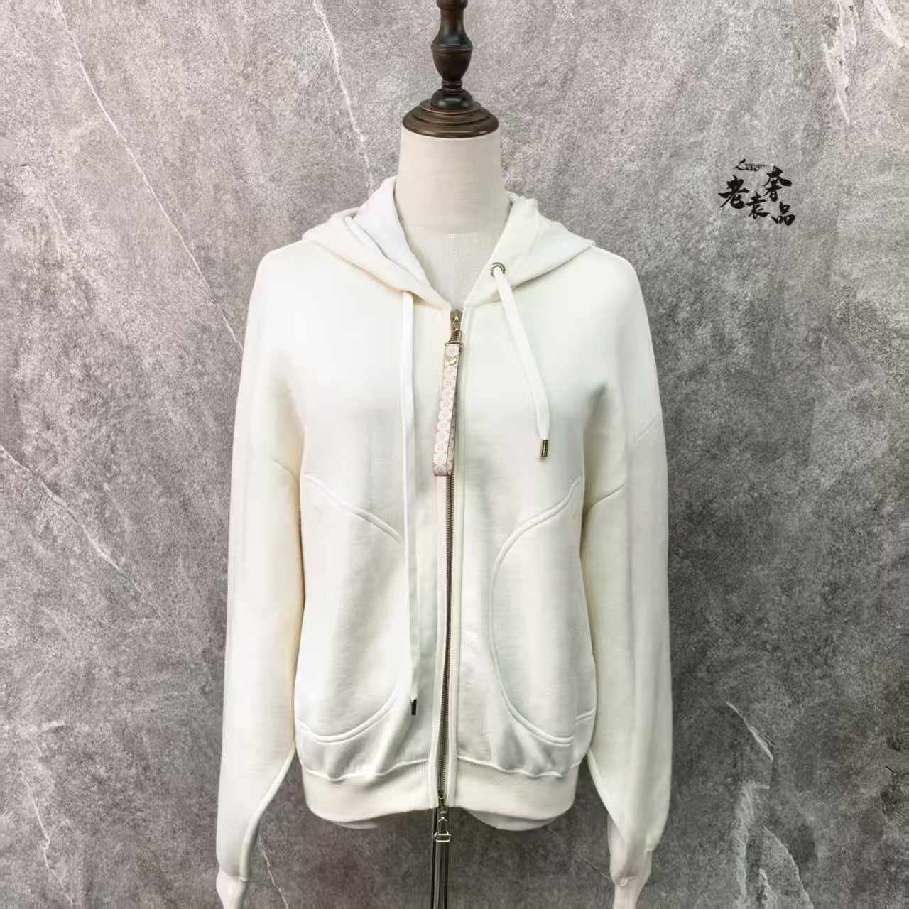99新 LouisVuitton/路易威登 海囤K/Lv上衣/XS码/bx60347