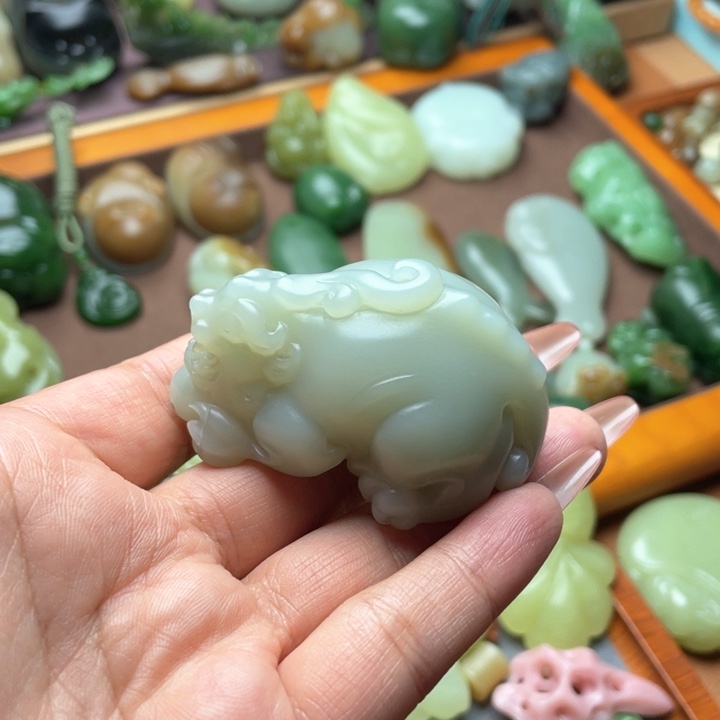 【闪购商品】颈饰未镶嵌和田玉