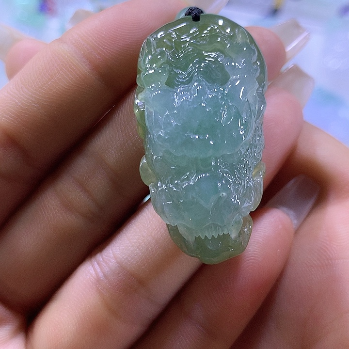翡翠颈饰未镶嵌天然翡翠A货吊坠