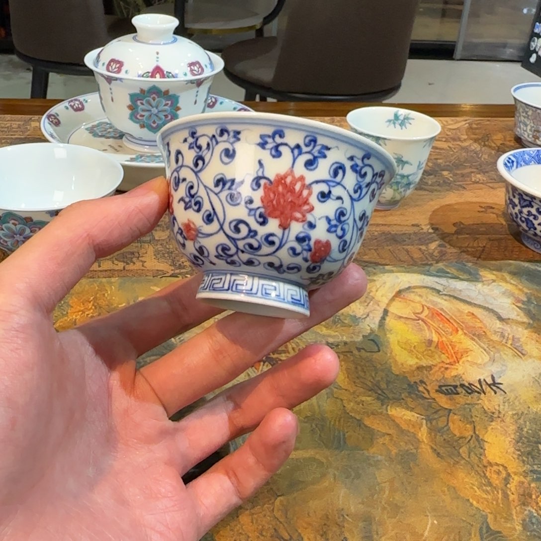 风***起明逸堂手绘缠枝莲青花釉里红链接