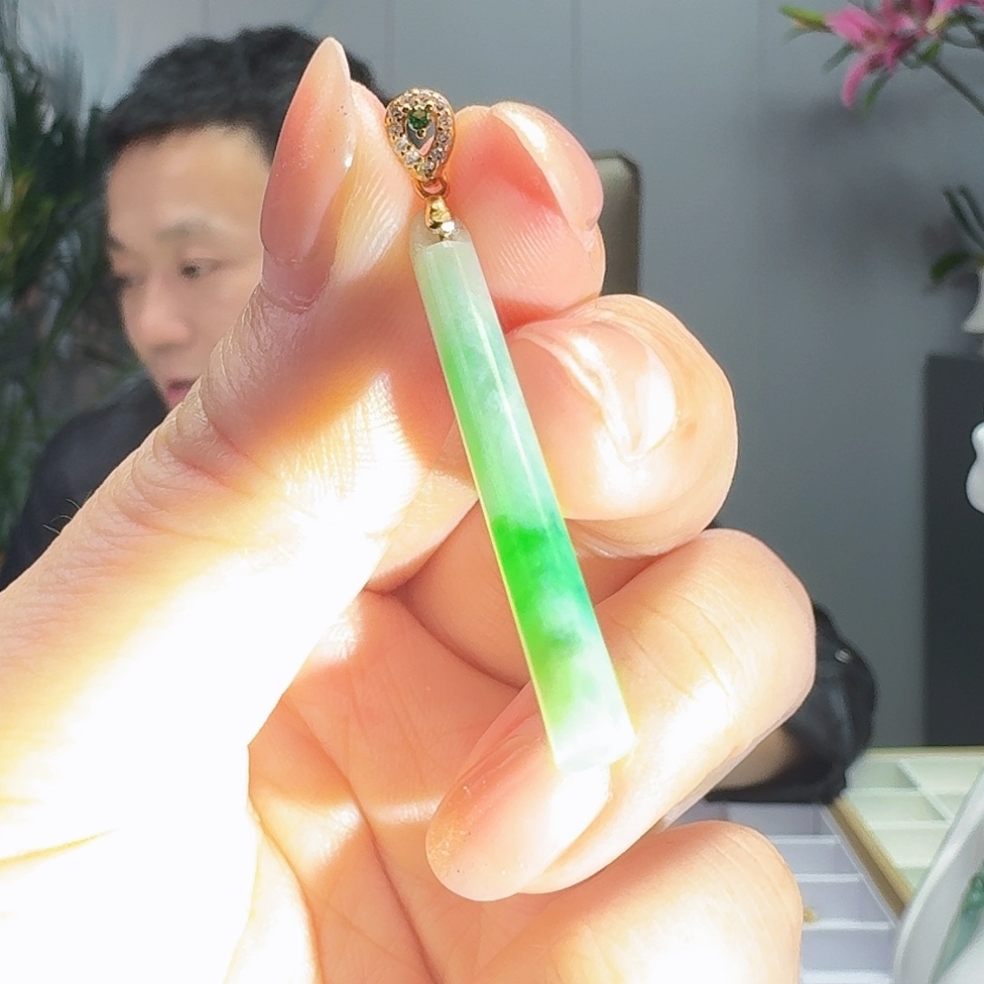 翡翠颈饰银S925镶嵌天然