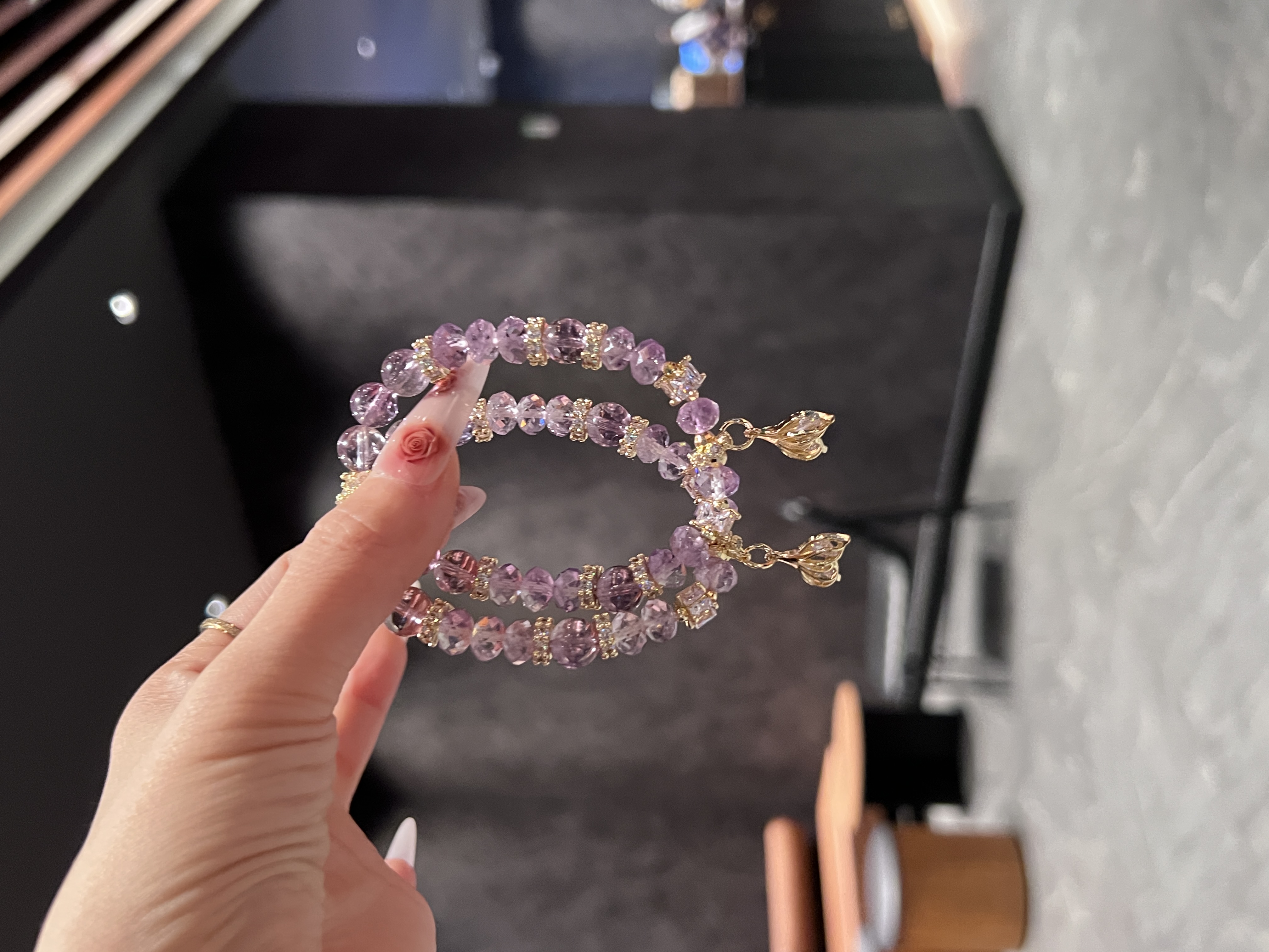 ［紫色岛屿］超显贵紫钻切紫水晶手链
