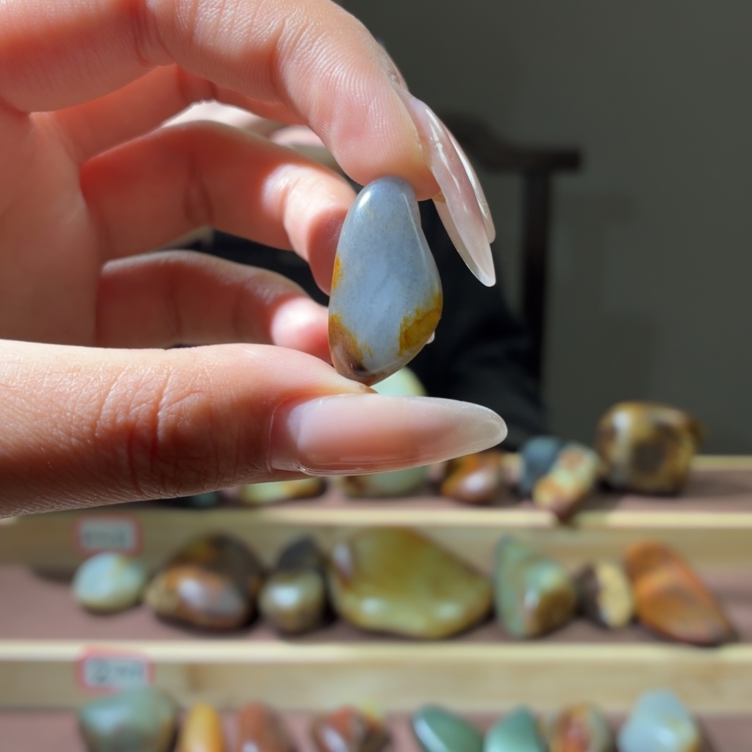 和田玉未镶嵌挂件7.6