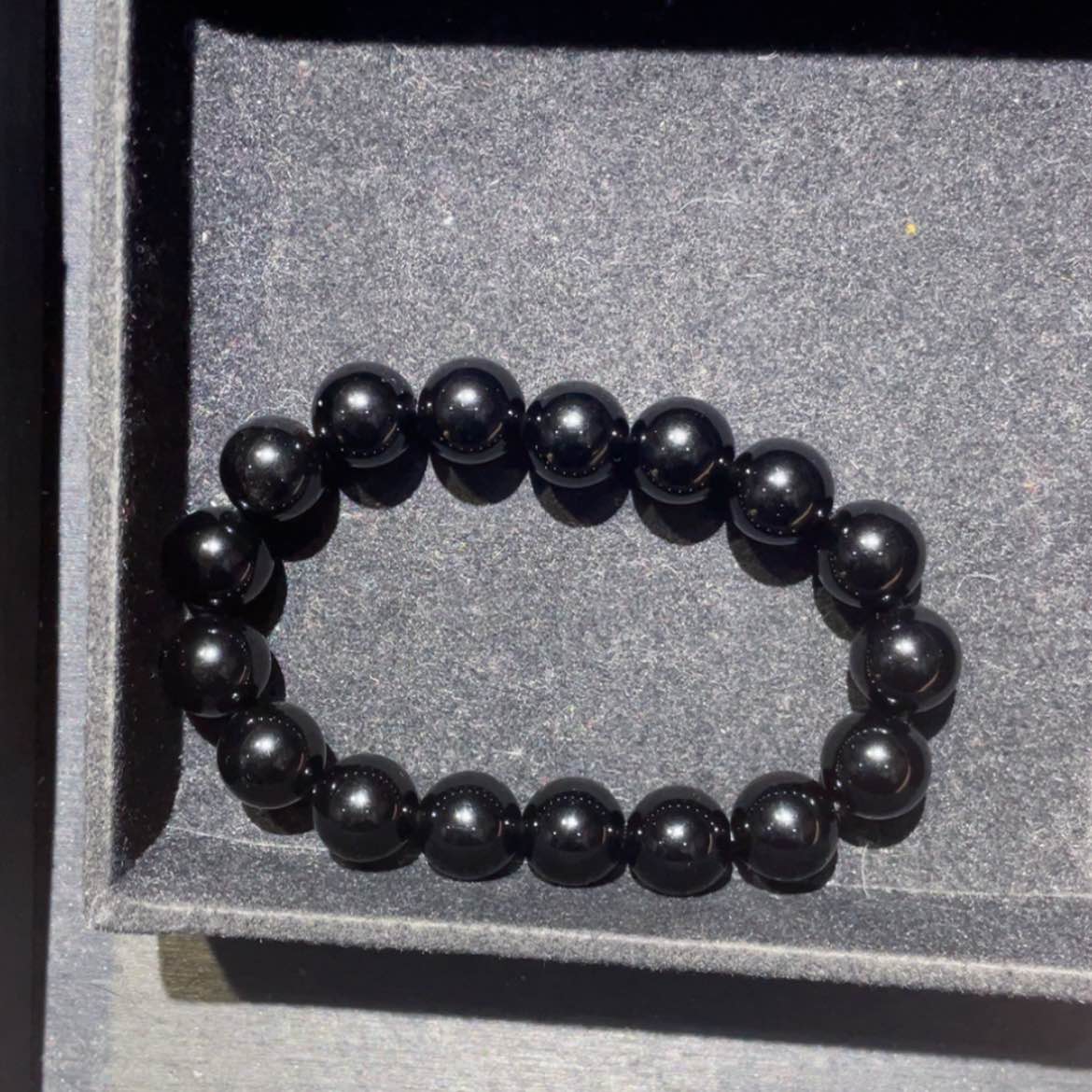 【闪购商品】黑曜岩手链未镶嵌?**耶