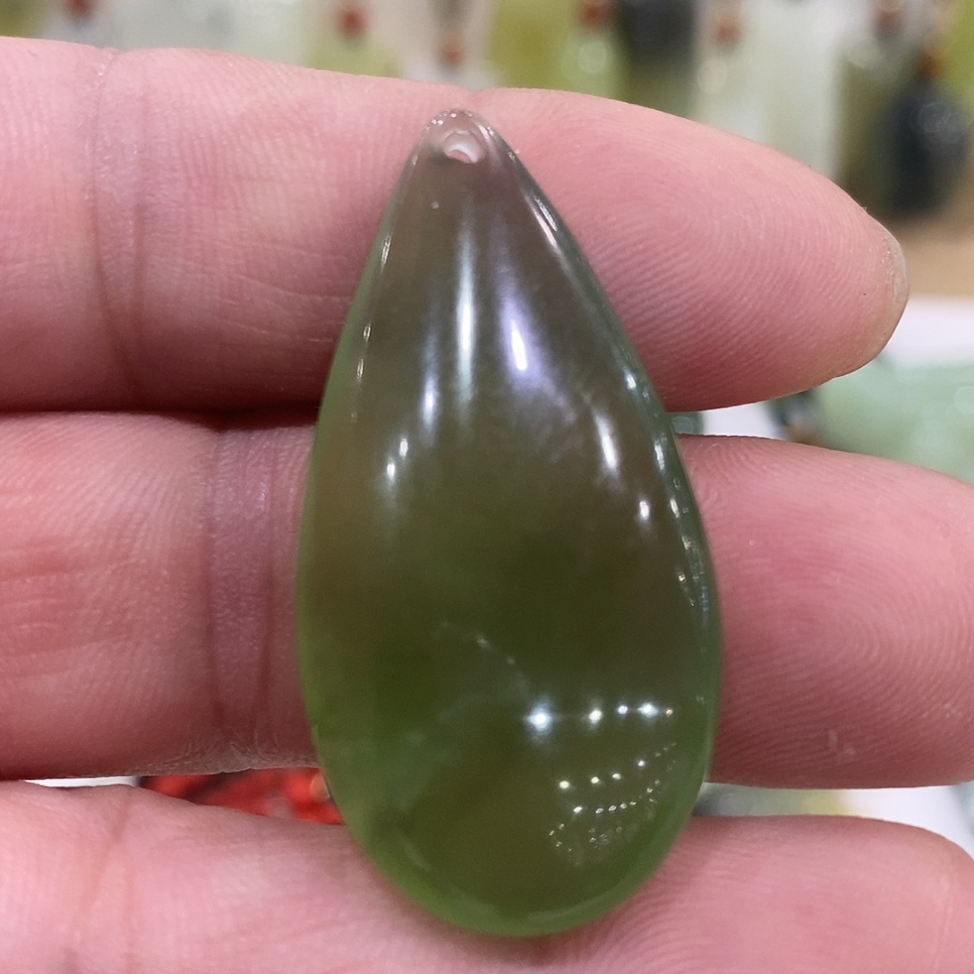 蛇纹石玉未镶嵌毛衣链