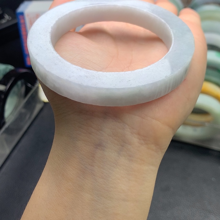 定制翡翠翡翠手镯未镶嵌翡翠手镯