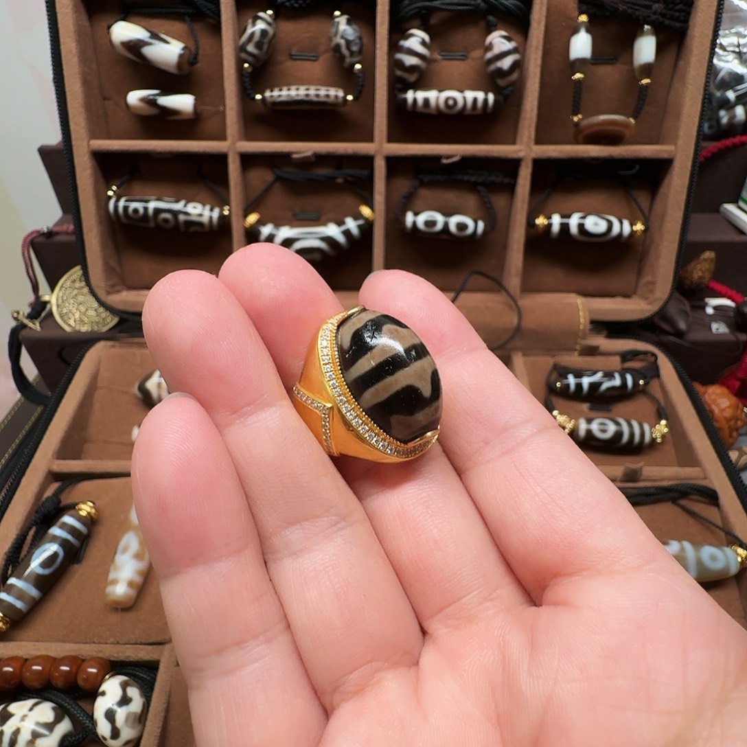 玛瑙/玉髓足银镀金镶嵌戒指