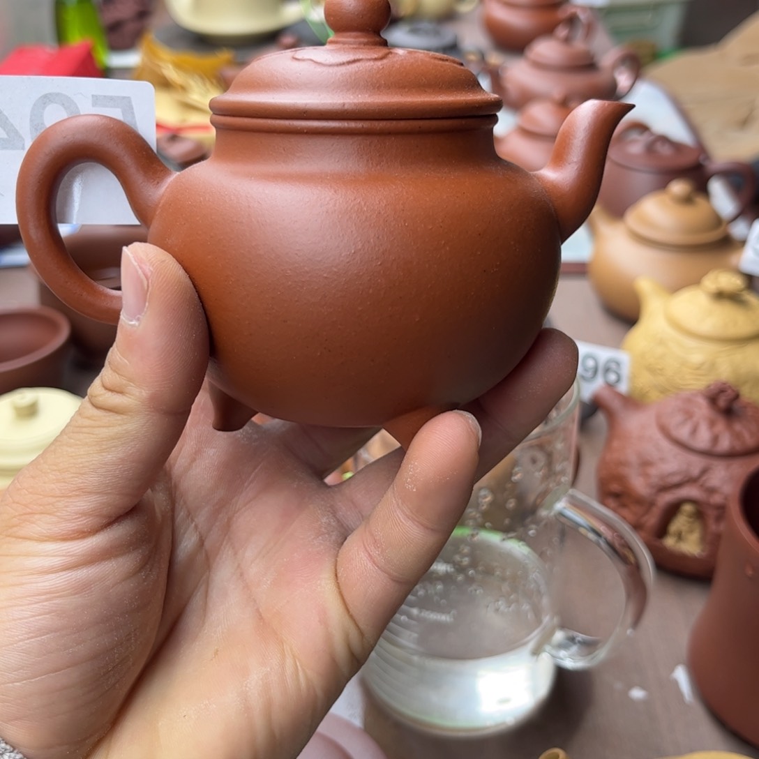 紫砂茶壶小红泥大斌如意200左右