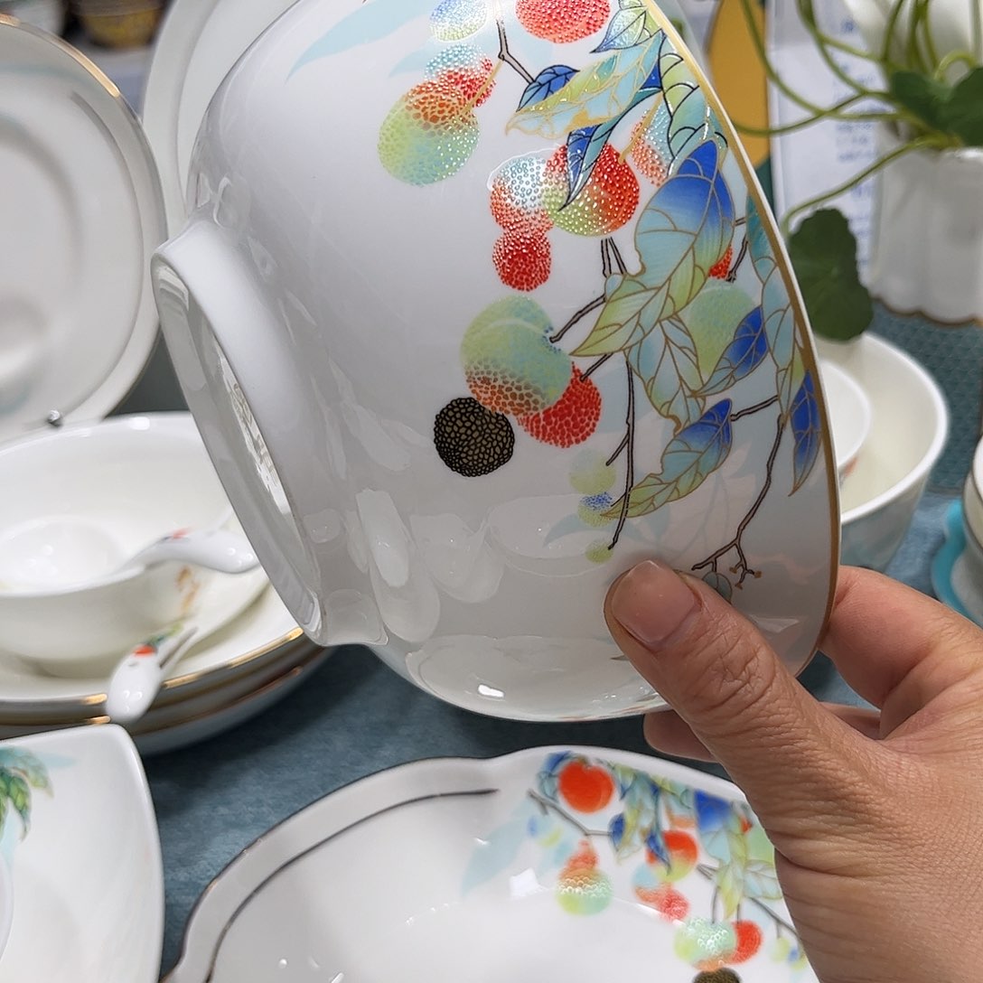 瓷片荔枝七寸汤碗一个