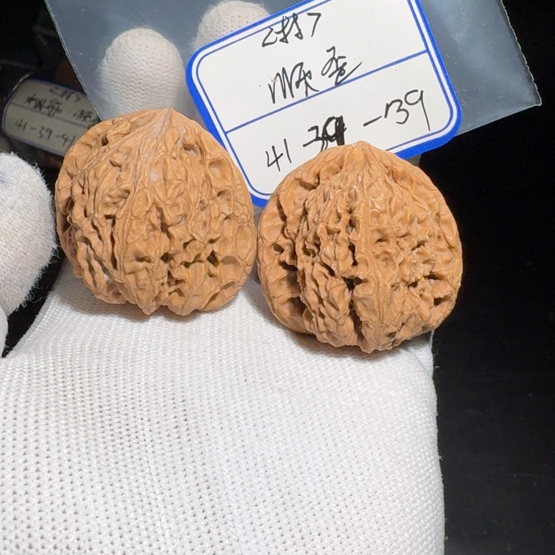 文玩核桃把件12号村将hs