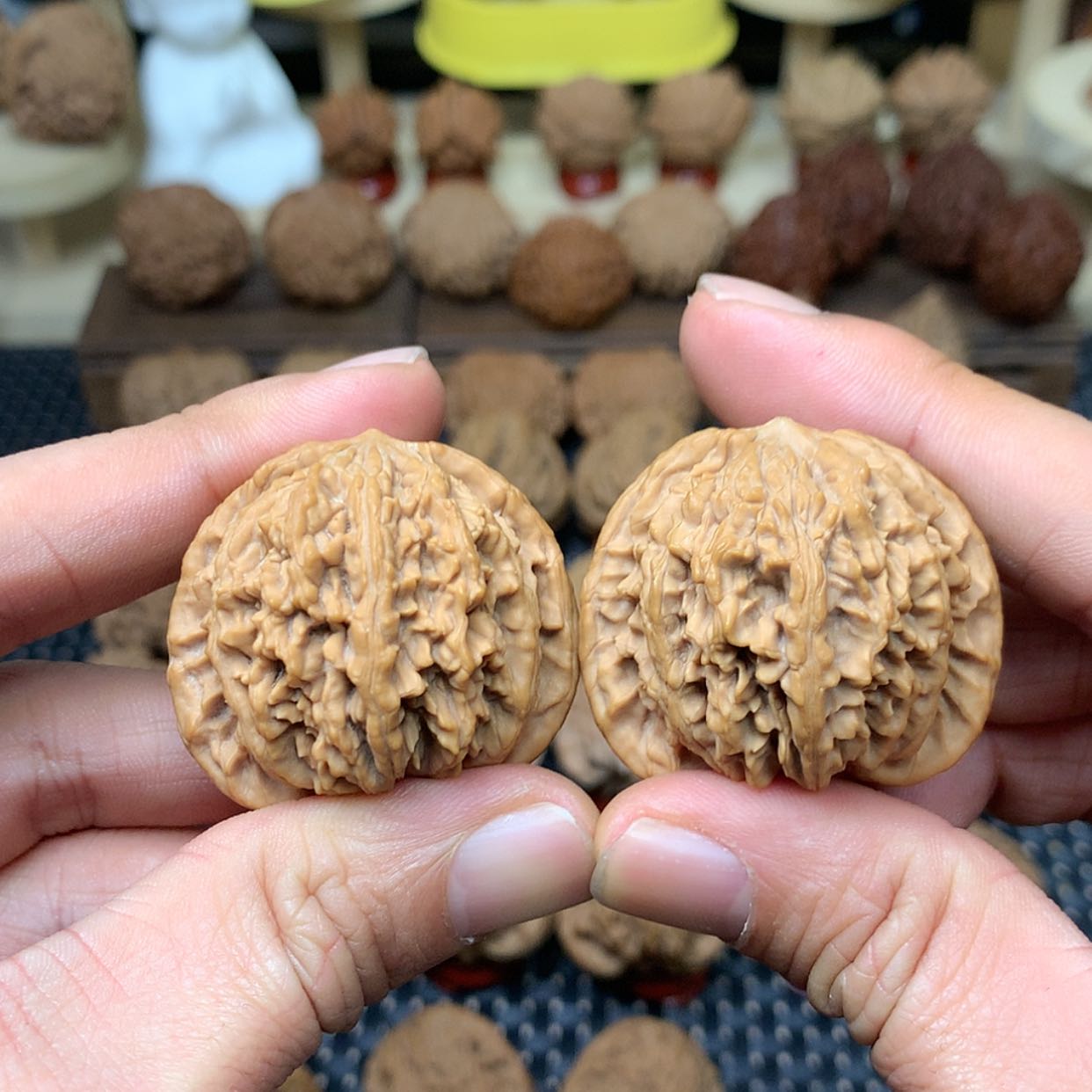 【闪购商品】文玩核桃把件全品野生雪花龙尊狮子头40.5