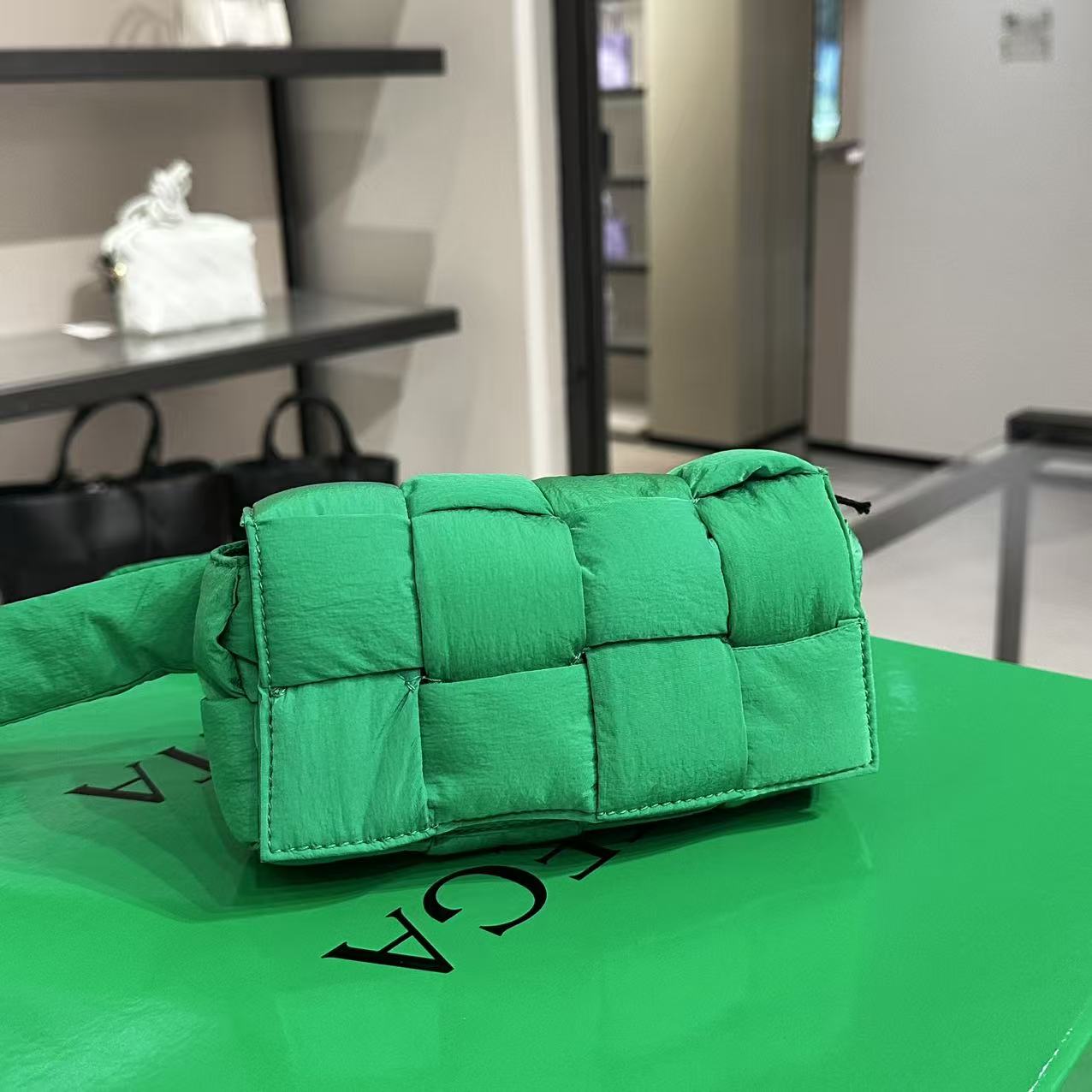 未使用 BOTTEGA VENETA/葆蝶家 /七七/手提斜挎包