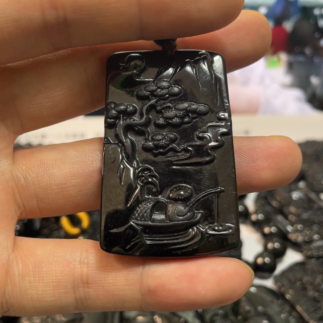 翡翠吊坠(不含链)未镶嵌3