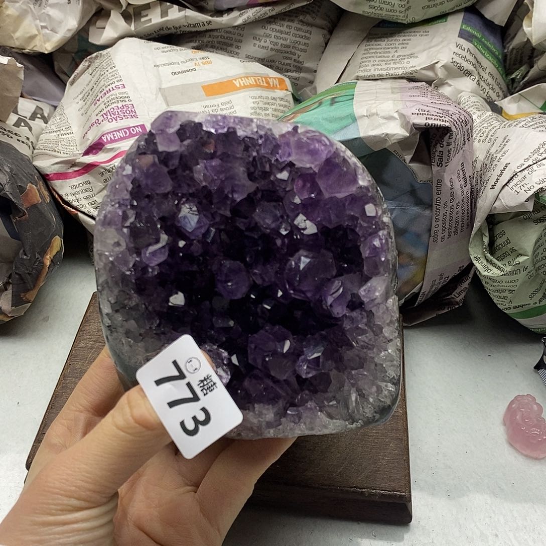 紫晶大型摆件（非配饰）未镶嵌