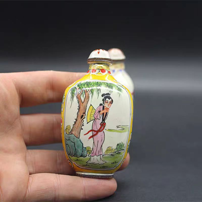 仿古瓷 珐琅彩工艺陶瓷鼻壶精致小摆件