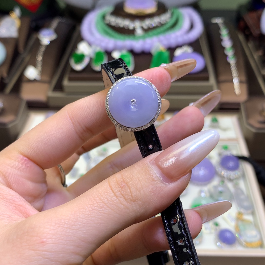 翡翠颈饰银S925镶嵌翡翠