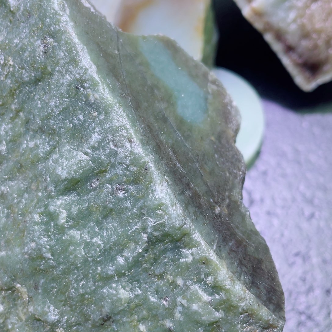 和田玉未镶嵌珠宝半成品