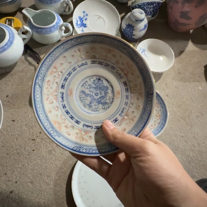 景德镇的陶瓷瓷器