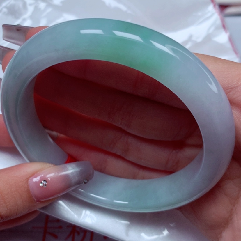 【闪购商品】翡翠手镯未镶嵌60圈