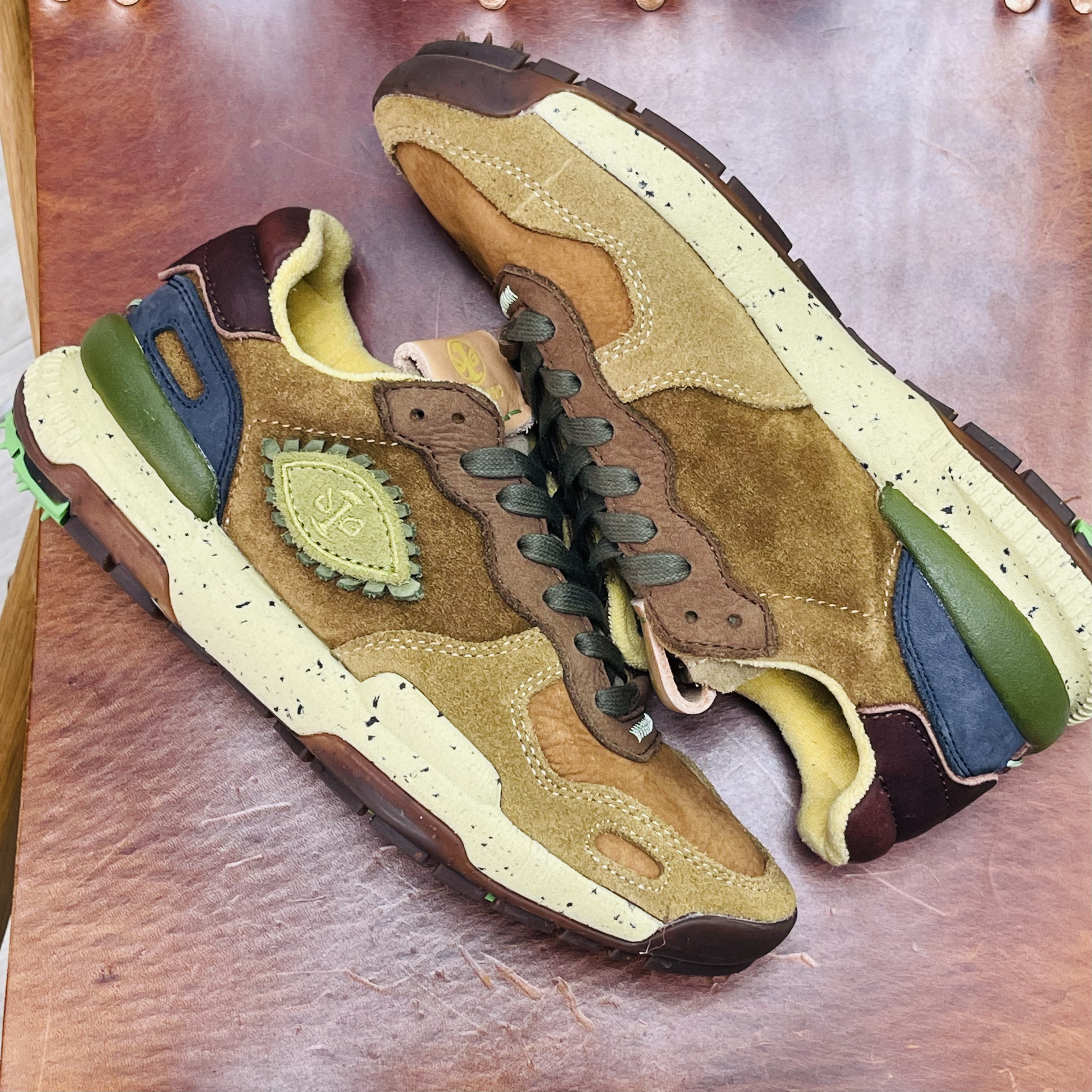 特殊款 全牛皮 棕色水洗做旧复古鞋