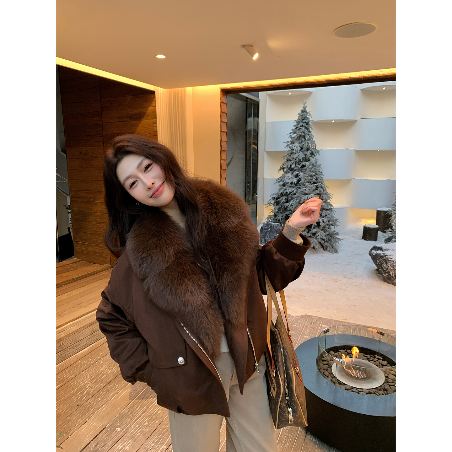 爆款狐狸毛领羽绒派克服女2025新款鹅绒内胆麂皮绒毛皮草外套361