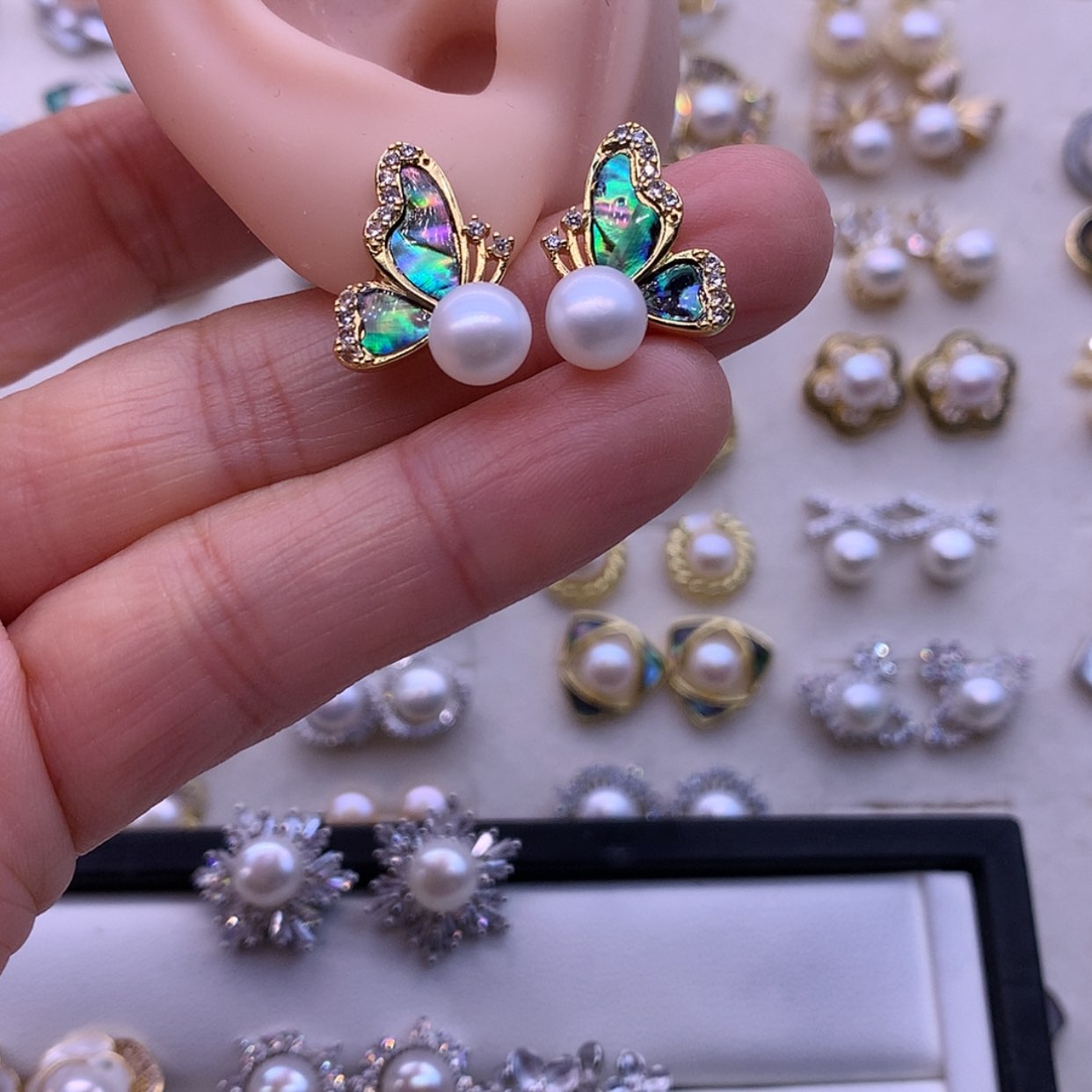 【闪购商品】淡水珍珠耳饰合金