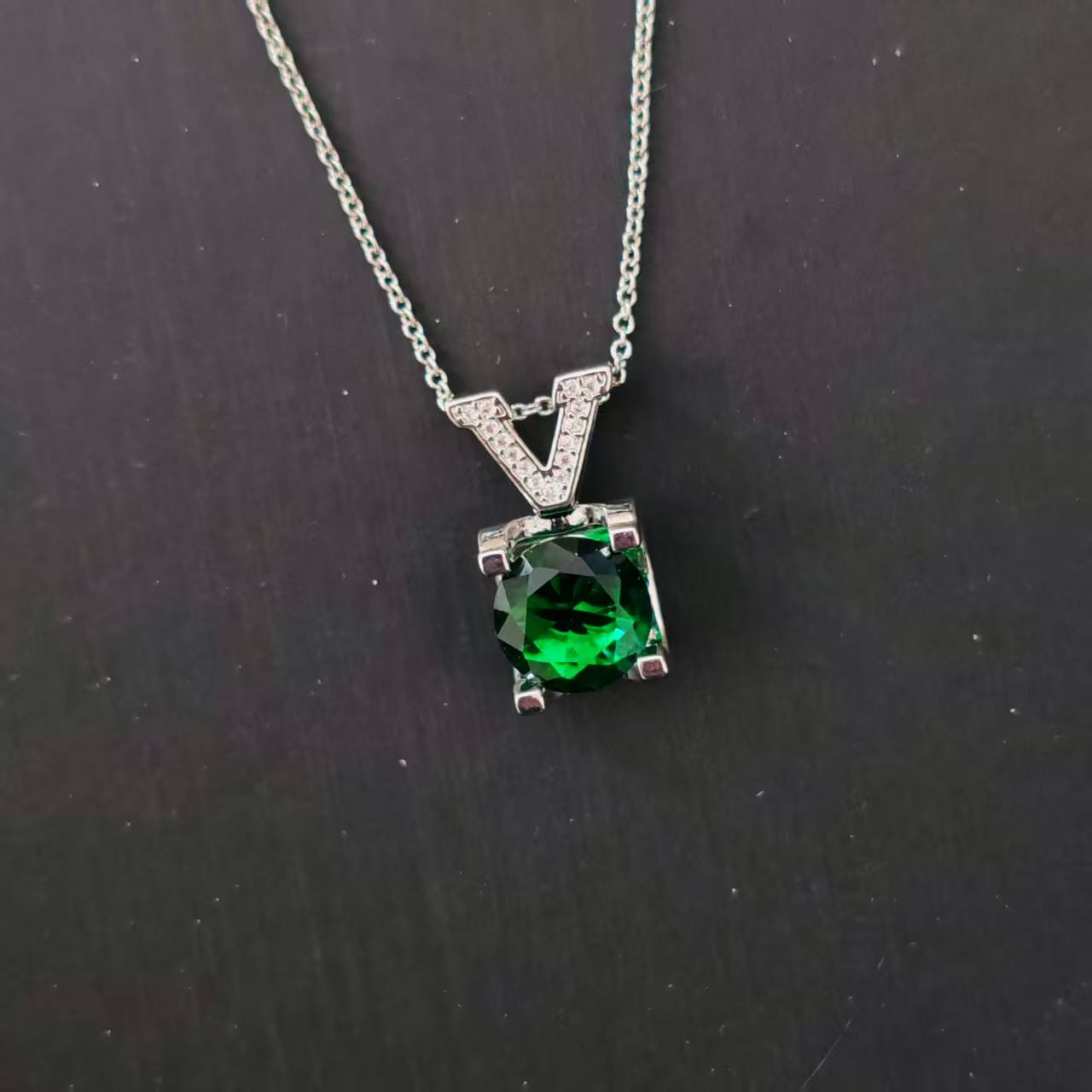   【南非定制】经典高级轻奢大气百搭吊坠XB1219416