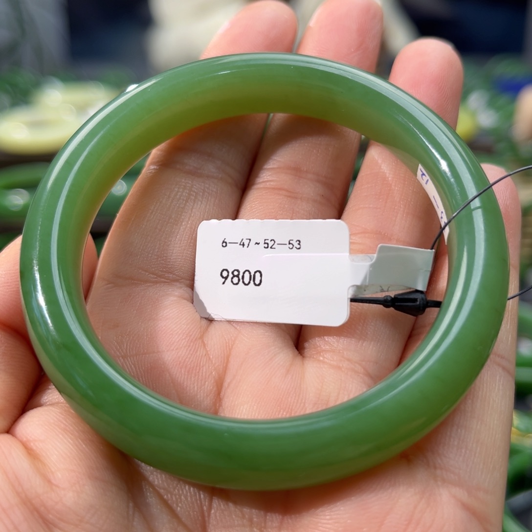 和田玉（碧玉）手镯未镶嵌