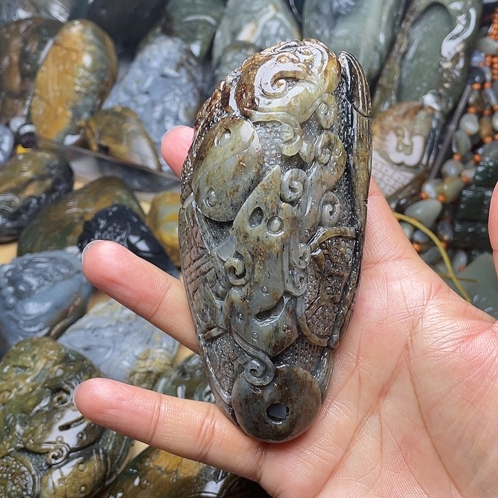 和田玉未镶嵌挂件