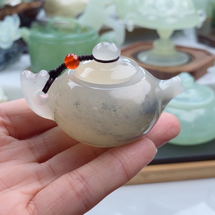 岫玉四大名玉手把壶未镶嵌