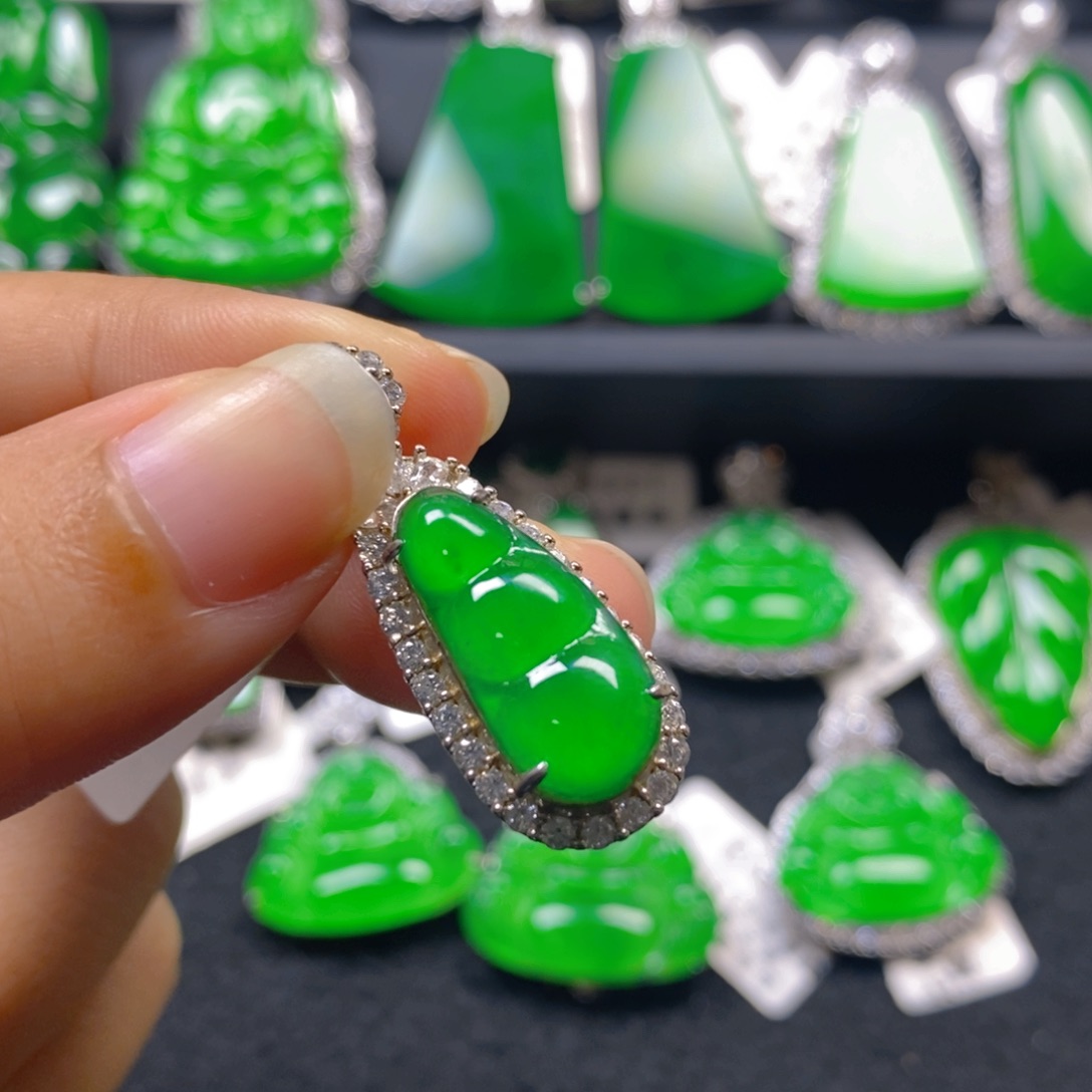 翡翠银S925镶嵌颈饰