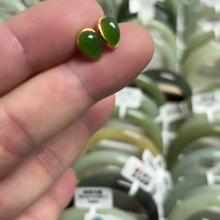 未镶嵌戒指和田玉（糖玉）