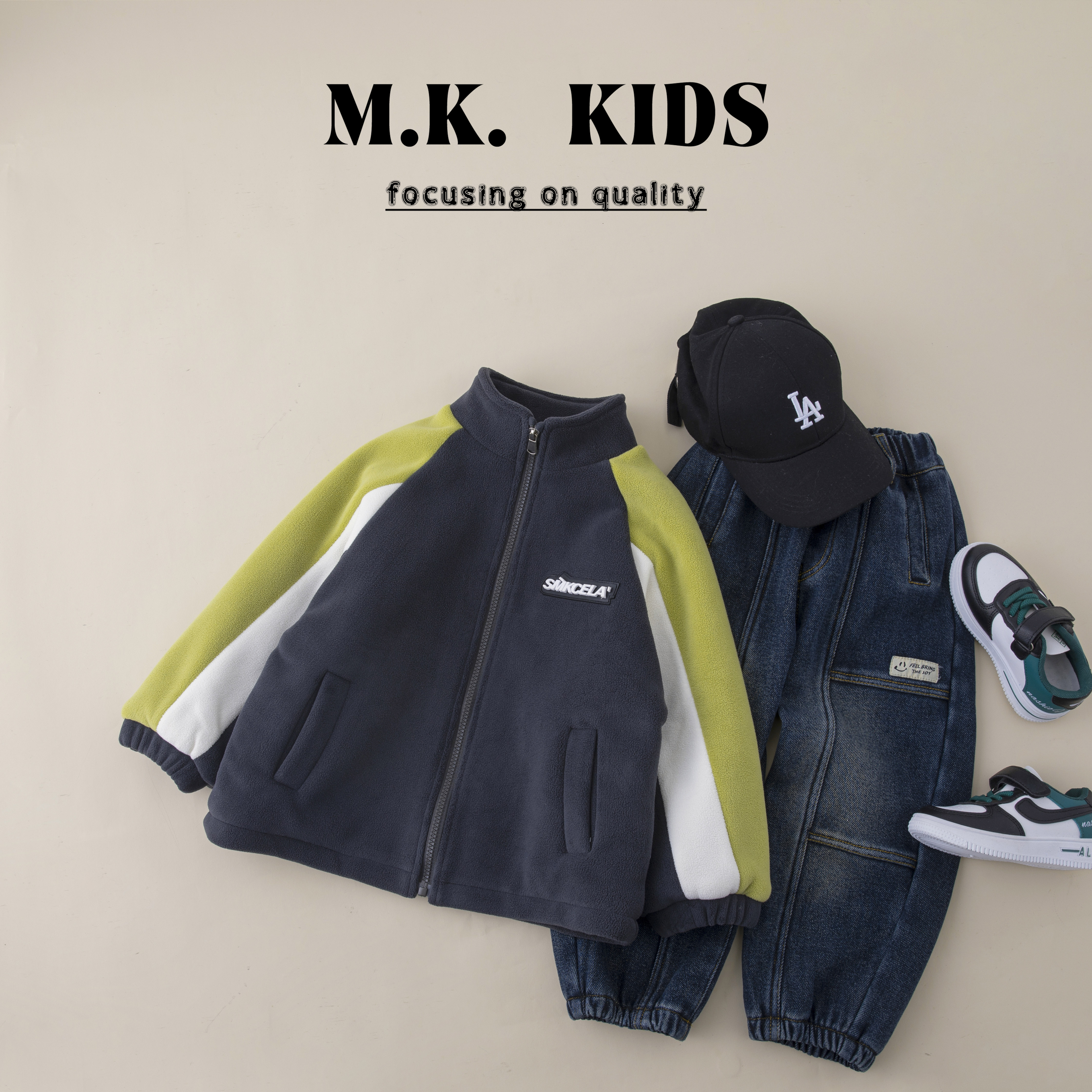 MK【拼接主义】现货儿童冬立领拉链澳利绒加绒保暖外套DA70100