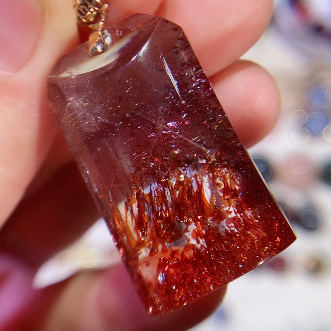 发晶金草莓晶吊坠18K金镶嵌傅*