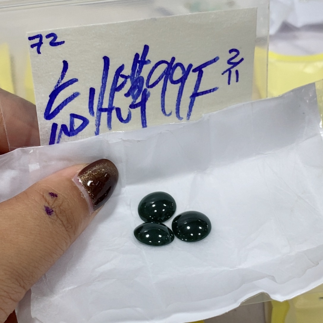 忘***9定制翡翠未镶嵌不
