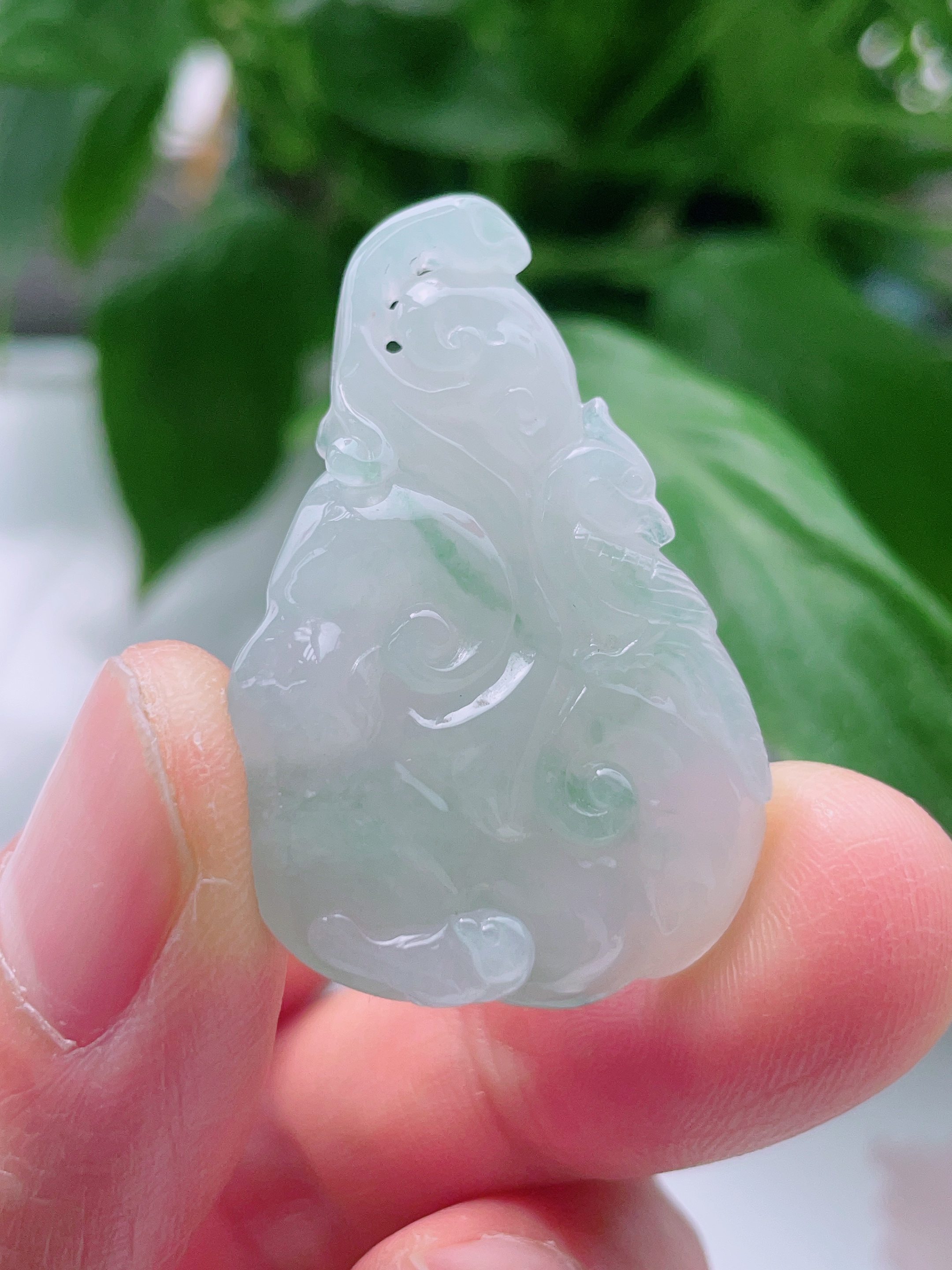 天然缅甸翡翠A货 冰润起胶如意吊坠 尺寸38-25.2-6.3mm