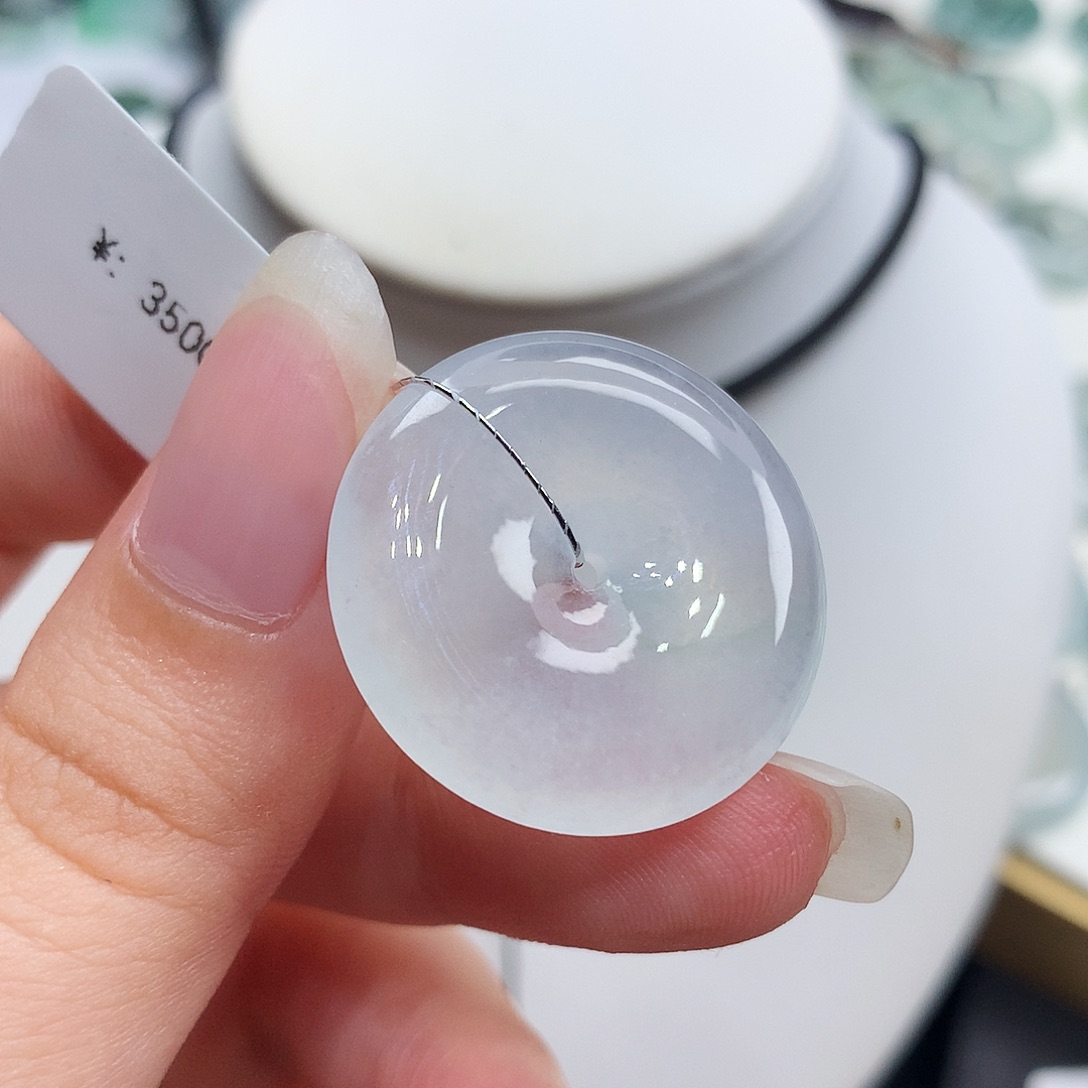 翡翠未镶嵌胸饰翡翠65，25.8/5