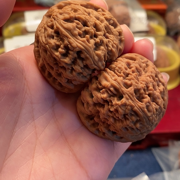【闪购商品】文玩核桃吊坠南疆