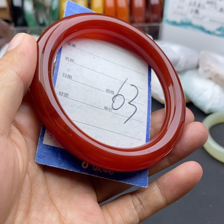 未镶嵌手镯石英质玉