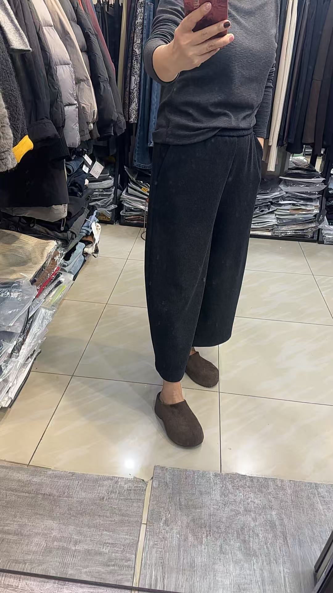 百搭款加厚松紧腰九分直筒裤～裤长87左右～125斤～180斤左右