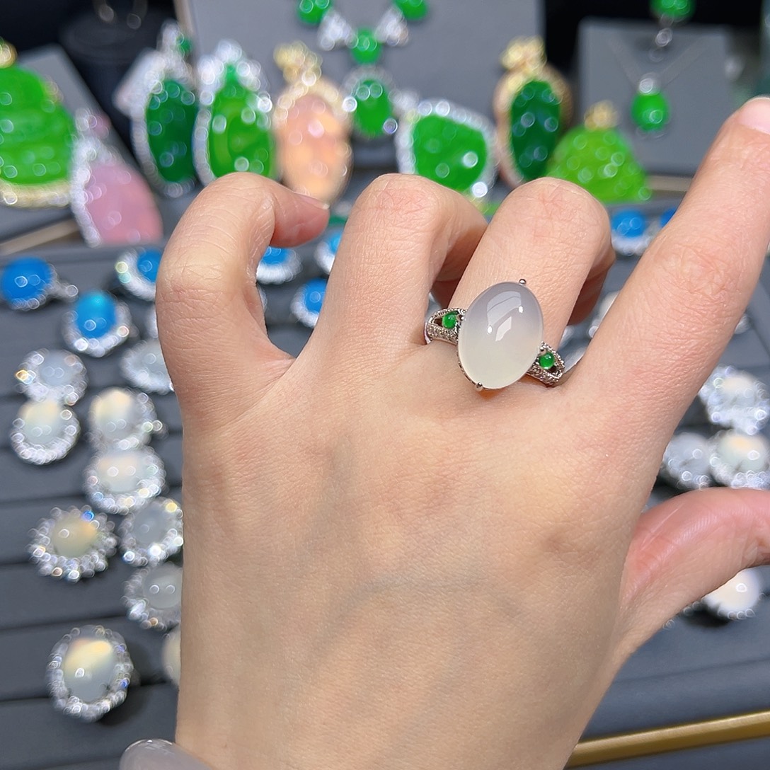 玛瑙/玉髓合金颈饰