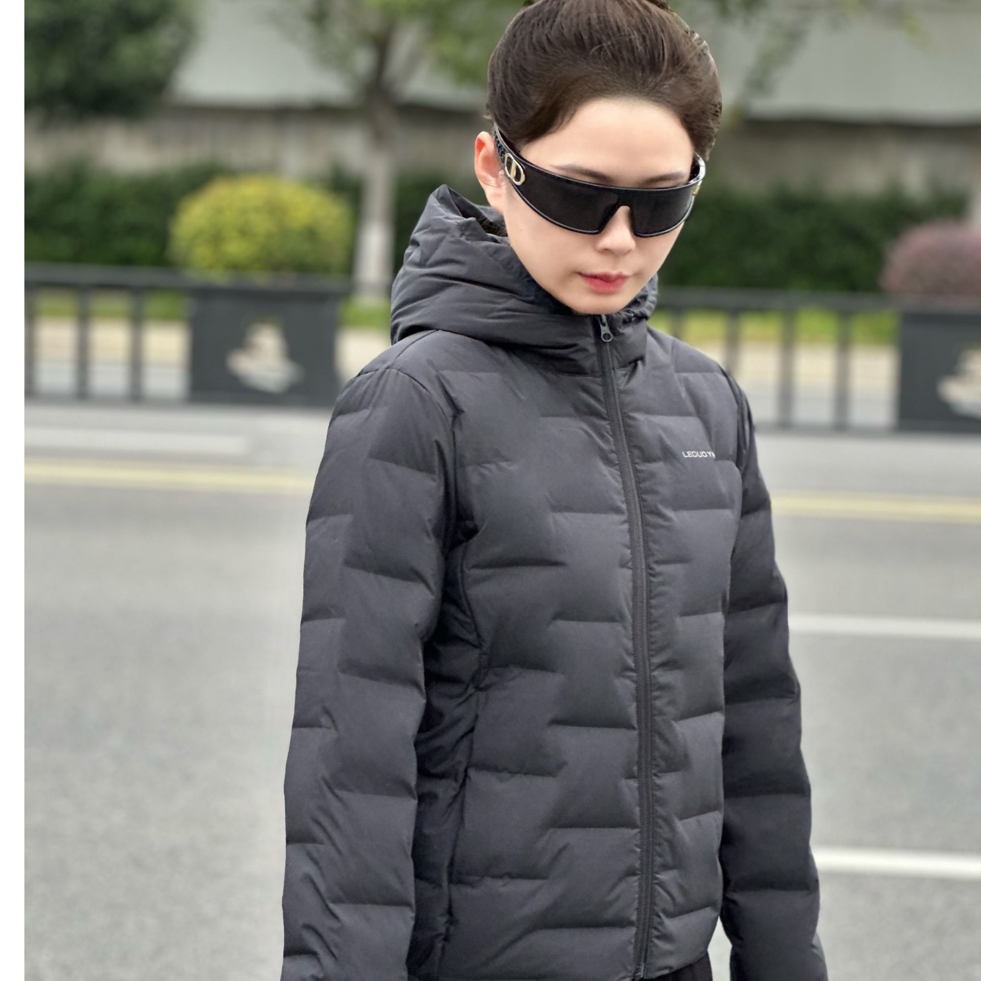 【女款连帽】2025冬季新款鹅绒轻羽绒外套情侣款女款连帽