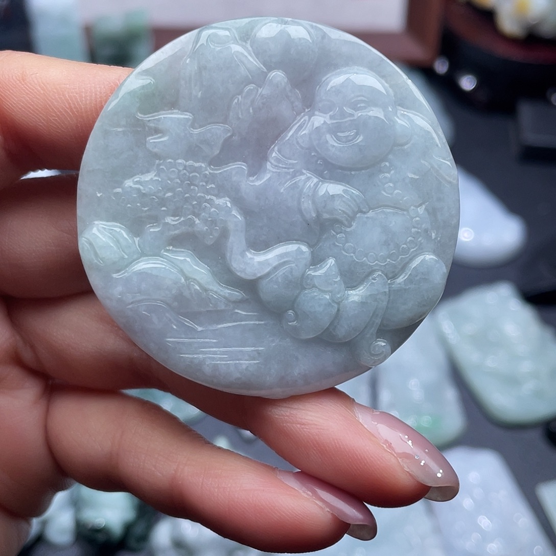 翡翠未镶嵌颈饰翡翠