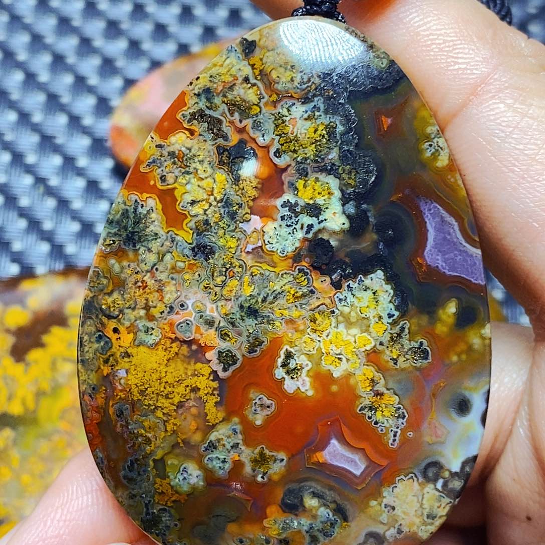 未镶嵌颈饰玛瑙/玉髓