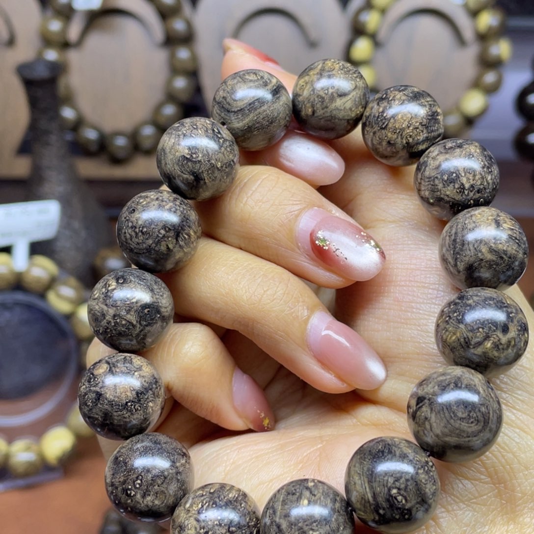 前***川东非黑黄檀（紫光檀）把件