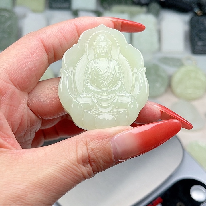 和田玉未镶嵌颈饰